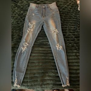 Jeans are from shein never wear they are new size is US:L 40/42, 8/10